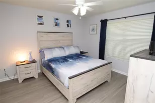 11901 4th Street N, Saint Petersburg, FL 33716 - Photo 28