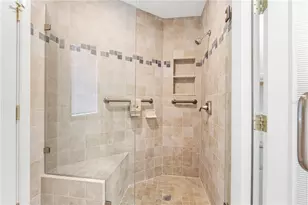 725 61st St N, Saint Petersburg, FL 33710 - Photo 26