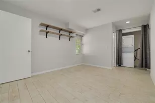 710 50th Ave N, Saint Petersburg, FL 33703 - Photo 14