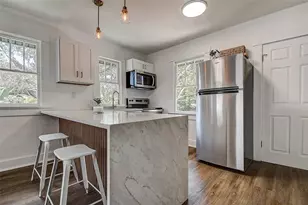 212 48th St N, Saint Petersburg, FL 33713 - Photo 4