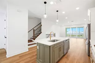 9936 Key Haven Rd, Seminole, FL 33777 - Photo 10