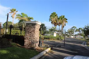433 York Dale Dr, Ruskin, FL 33570 - Photo 38