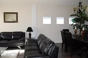 433 York Dale Dr, Ruskin, FL 33570 - Photo 12
