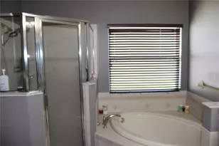 433 York Dale Dr, Ruskin, FL 33570 - Photo 28