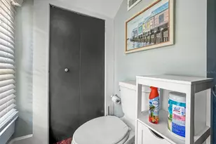 634 6th St N, Saint Petersburg, FL 33701 - Photo 26