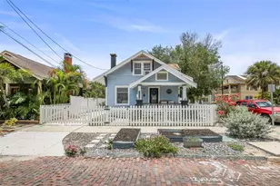 634 6th St N, Saint Petersburg, FL 33701 - Photo 1