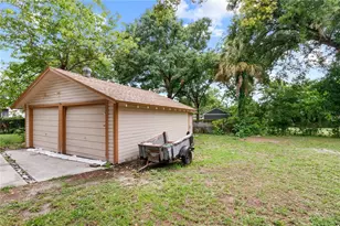 907 N Clark St, Plant City, FL 33563 - Photo 36
