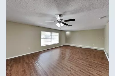 8900 Phyliss Avenue, Sarasota, FL 34231 - Photo 4