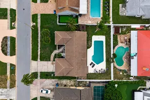 4724 Soapstone Dr, Tampa, FL 33615 - Photo 20