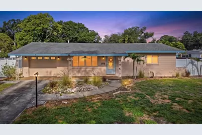 3360 70 Street N, Saint Petersburg, FL 33710 - Photo 1