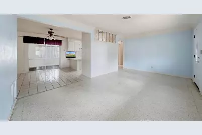 3360 70 Street N, Saint Petersburg, FL 33710 - Photo 10
