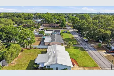3360 70 Street N, Saint Petersburg, FL 33710 - Photo 42