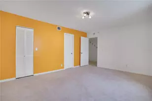 5940 Pelican Bay Plaza S, Saint Petersburg, FL 33707 - Photo 18