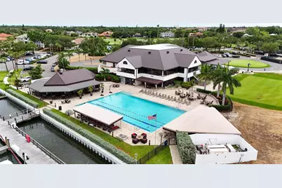 5940 Pelican Bay Plaza S #504, Saint Petersburg, FL 33707 - Photo 32