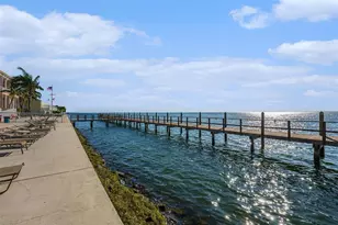 5176 Salmon Dr SE, Saint Petersburg, FL 33705 - Photo 14