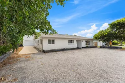 921 S Orlando Avenue, Cocoa Beach, FL 32931 - Photo 4
