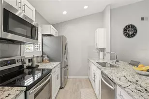 11722 Currie Ln, Largo, FL 33774 - Photo 20