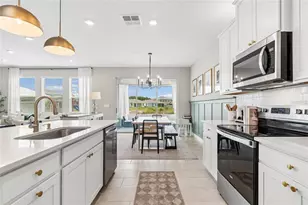 2510 Warren Acres Blvd, Wesley Chapel, FL 33543 - Photo 12