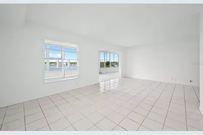 1847 Shore Drive S #509, Saint Petersburg, FL 33707 - Photo 16