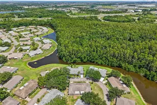 2017 Hampstead Cir, Sun City Center, FL 33573 - Photo 44