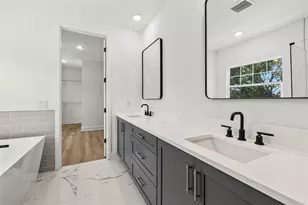 324 37th Ave, Saint Petersburg, FL 33704 - Photo 22