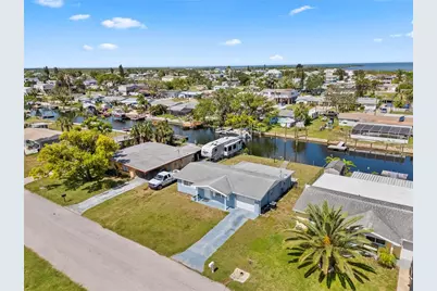 13323 Neptune Drive, Hudson, FL 34667 - Photo 26