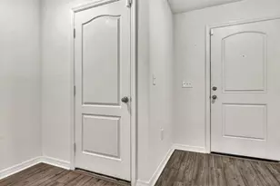 5314 Companion Ln, Tampa, FL 33619 - Photo 6