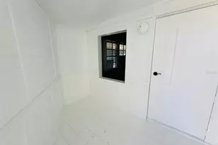 4851 W Gandy Blvd, Tampa, FL 33611 - Photo 4