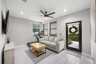 2522 12th Ter N, Saint Petersburg, FL 33713 - Photo 6