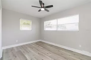 2600 52nd Ave N, Saint Petersburg, FL 33714 - Photo 6