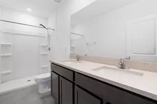 5052 Captain Davis Dr, Wimauma, FL 33598 - Photo 32