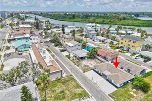 18015 1st St E, Redington Shores, FL 33708 - Photo 22