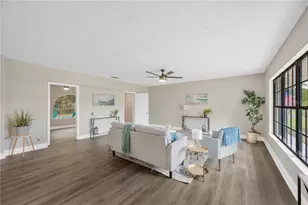 7502 Lone Star Pl, Riverview, FL 33578 - Photo 8