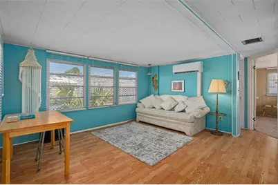 4851 W Gandy Boulevard #B9L36, Tampa, FL 33611 - Photo 4
