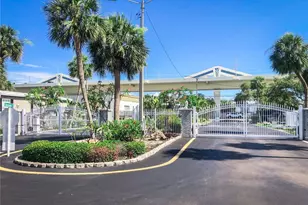 4851 W Gandy Blvd, Tampa, FL 33611 - Photo 10