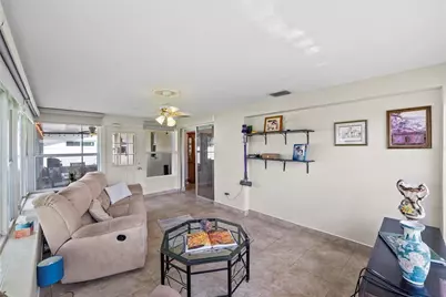 1831 Oak Lake Drive, Clearwater, FL 33764 - Photo 34