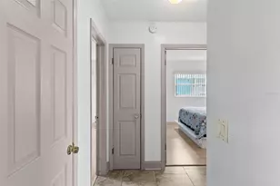 1831 Oak Lake Dr, Clearwater, FL 33764 - Photo 28