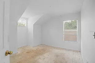 6131 Sand Key Ln, Wesley Chapel, FL 33545 - Photo 12