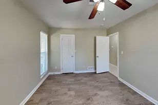 122 Van Dyck Dr, Nokomis, FL 34275 - Photo 12