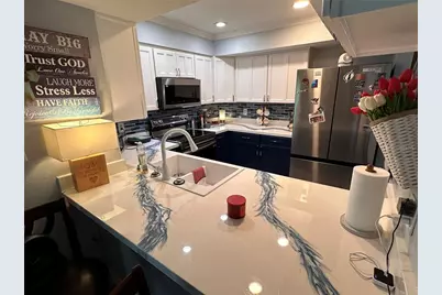 9470 Joel Drive, Seminole, FL 33777 - Photo 6