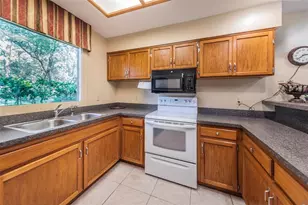 2205 Lennox Rd E, Palm Harbor, FL 34683 - Photo 54