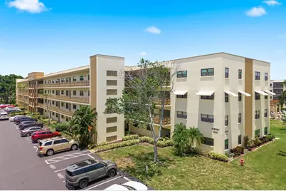 6070 80th Street N #109, Saint Petersburg, FL 33709 - Photo 2