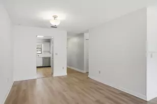 6070 80th St N, Saint Petersburg, FL 33709 - Photo 18