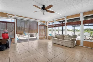 22523 Willow Lakes Dr, Lutz, FL 33549 - Photo 52