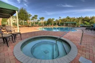 18517 Bridle Club Dr, Tampa, FL 33647 - Photo 12