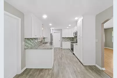 917 E Valencia Street, Lakeland, FL 33805 - Photo 8