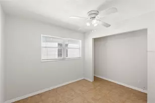 1431 57th St S, Gulfport, FL 33707 - Photo 16