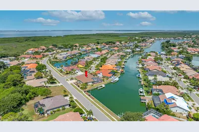 9801 Compass Point Way, Tampa, FL 33615 - Photo 12