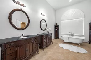 9801 Compass Point Way, Tampa, FL 33615 - Photo 64