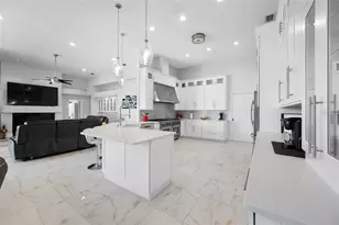 9801 Compass Point Way, Tampa, FL 33615 - Photo 38